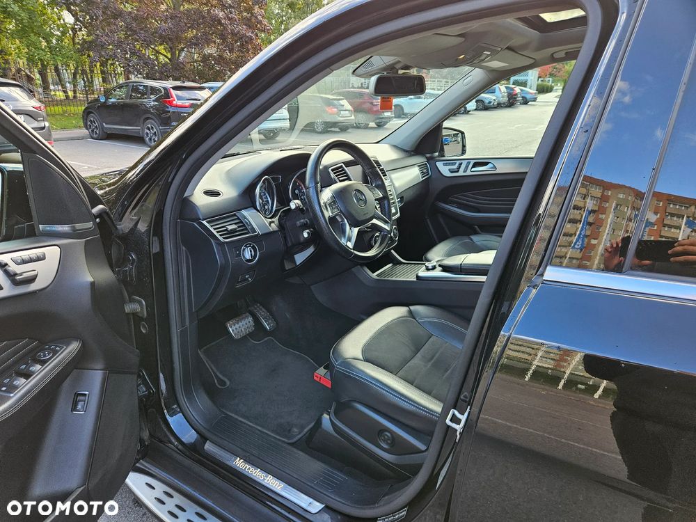 Mercedes-Benz ML 350 BlueTec 4-Matic - 10