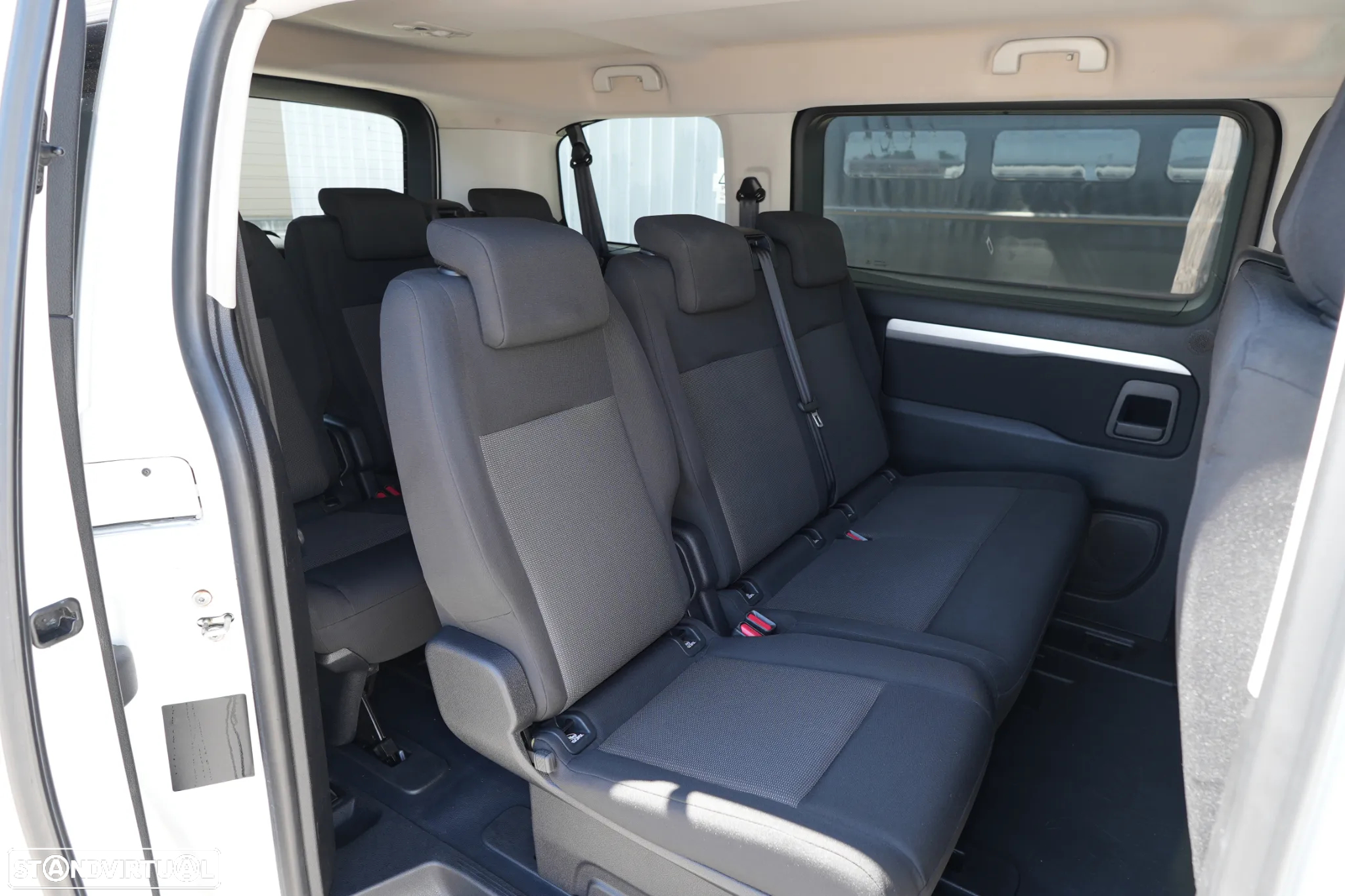 Toyota Proace 9Lugares Verso 1.5D4D 120cv - 12