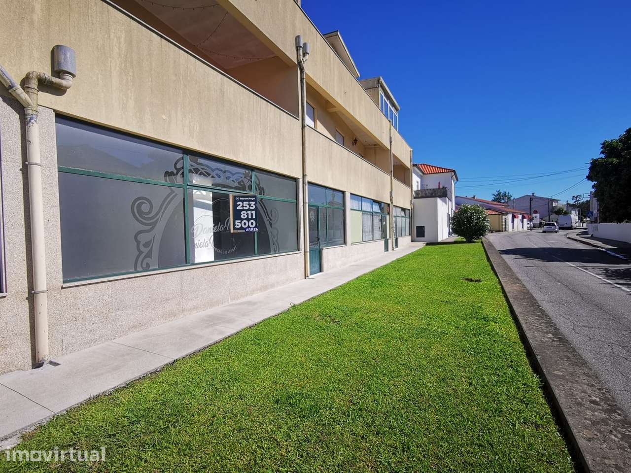 Loja para arrendamento em Arcozelo Barcelos - Grande imagem: 2/10