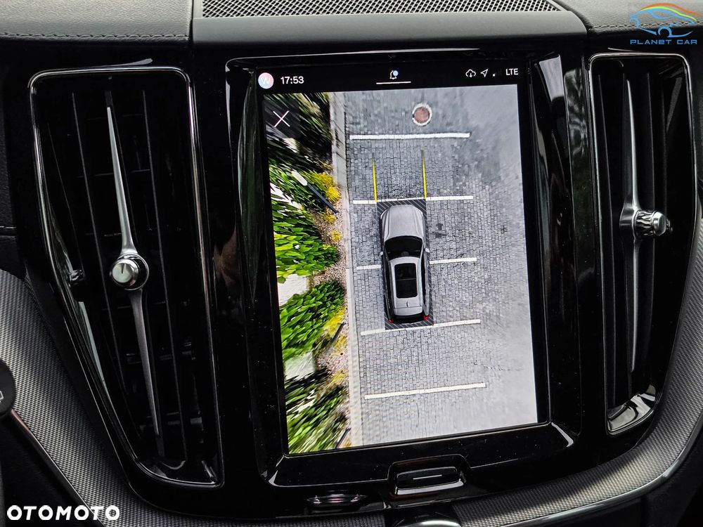 Volvo XC 60 T6 Plug-In Hybrid AWD Inscription - 31