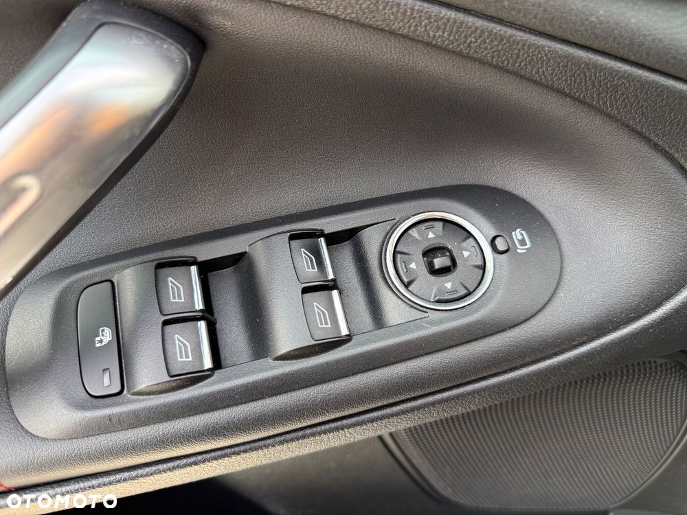 Ford S-Max 2.0 TDCi DPF Titanium - 24