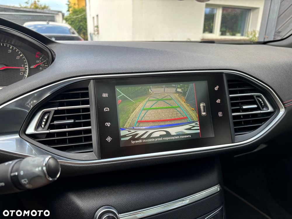 Peugeot 308 1.6 e-THP GT S&S - 22