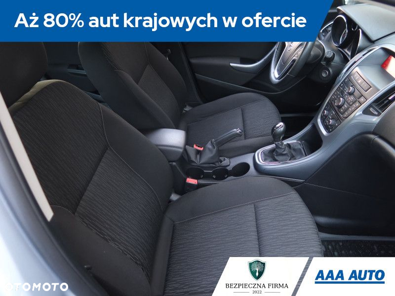 Opel Astra - 10