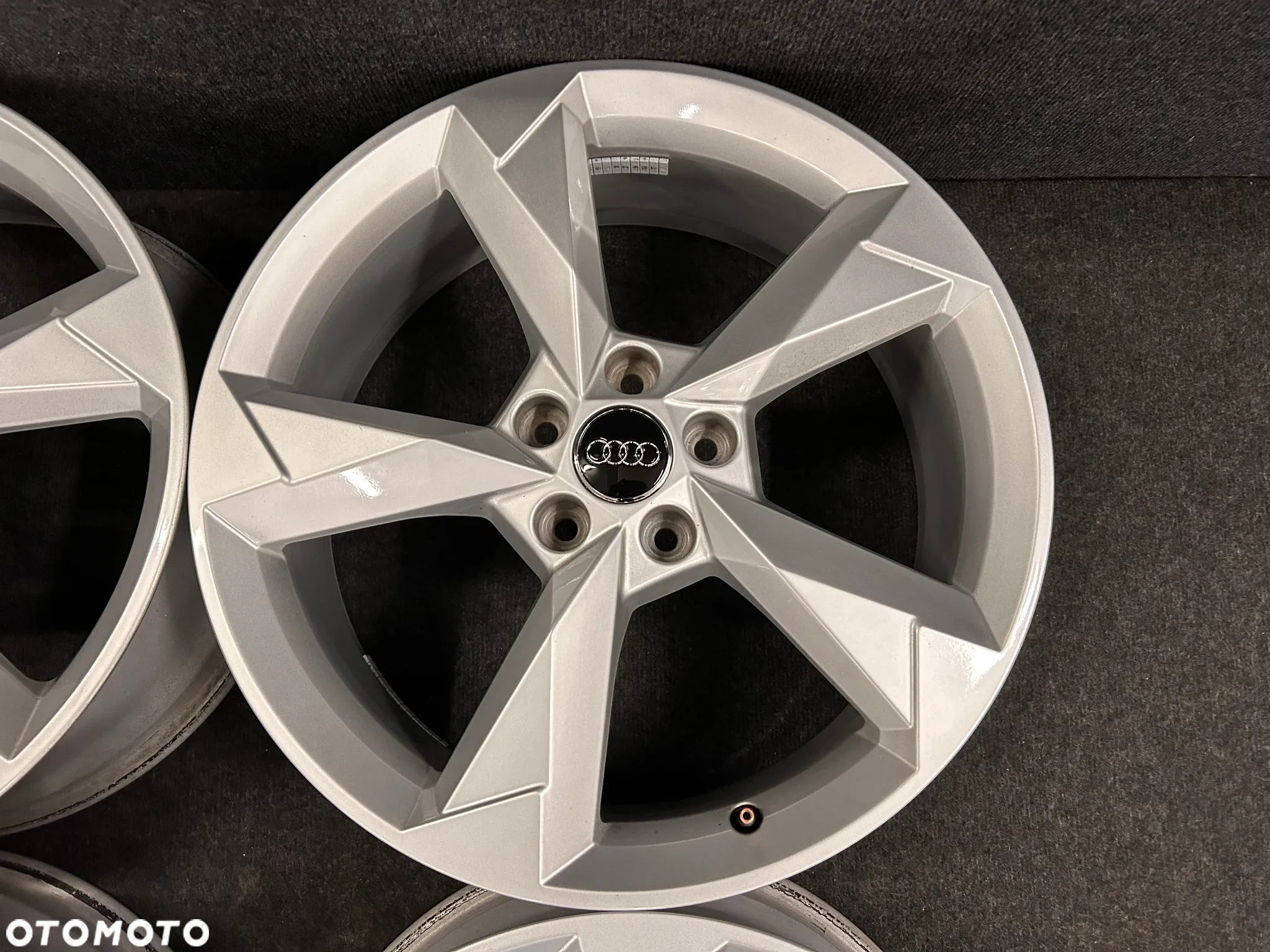 Alufelgi Audi Q3, A3, A4 B7, Skoda Kodiaq, Karoq, VW Tiguan, T-Roc 19 cali 5x112 4szt. ŁADNE! - 9