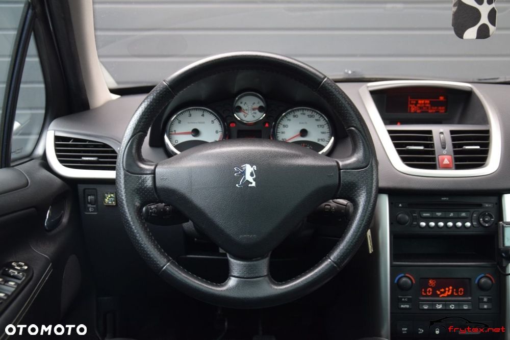 Peugeot 207 - 27