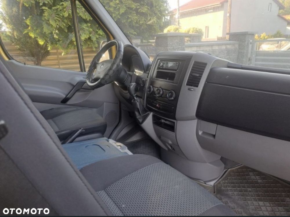 Mercedes-Benz Sprinter - 6