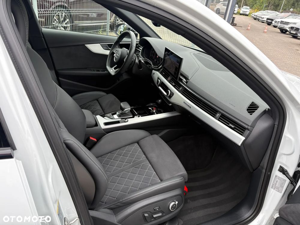 Audi A4 Avant 40 TDI mHEV Quattro S Line S tronic - 28