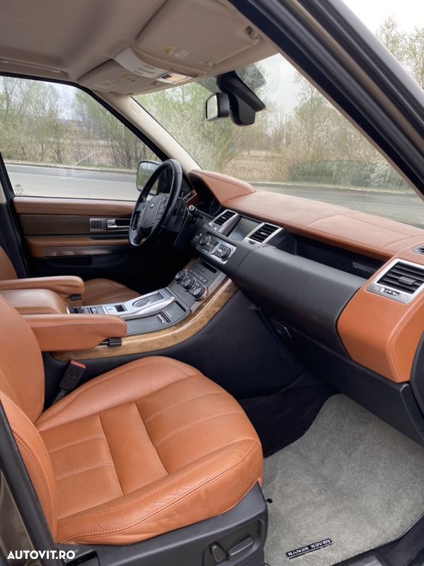 Land Rover Range Rover Sport 3.0 SDV6 HSE - 11