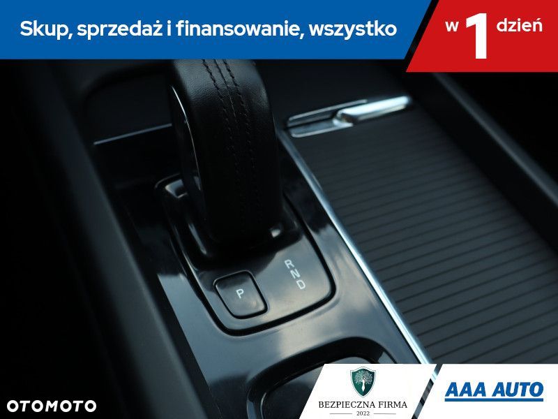 Volvo XC 60 - 18