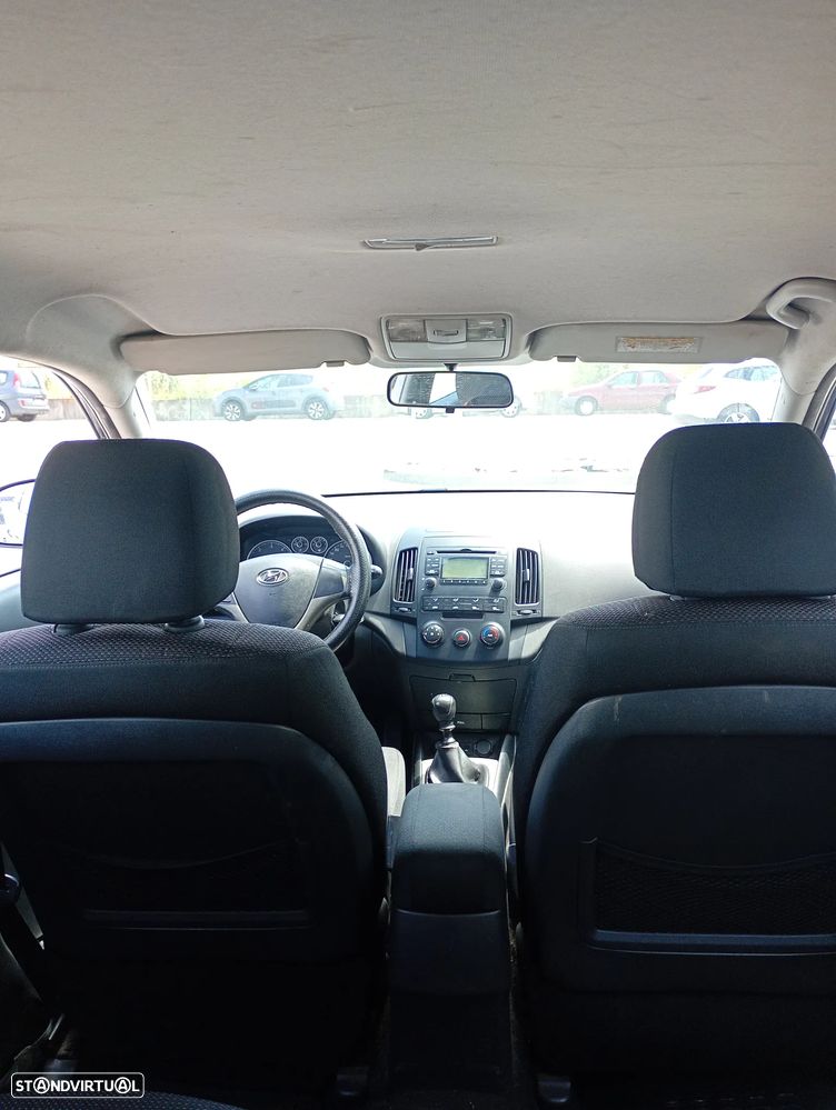 Hyundai i30 1.6 CRDI Classic CPF - 6
