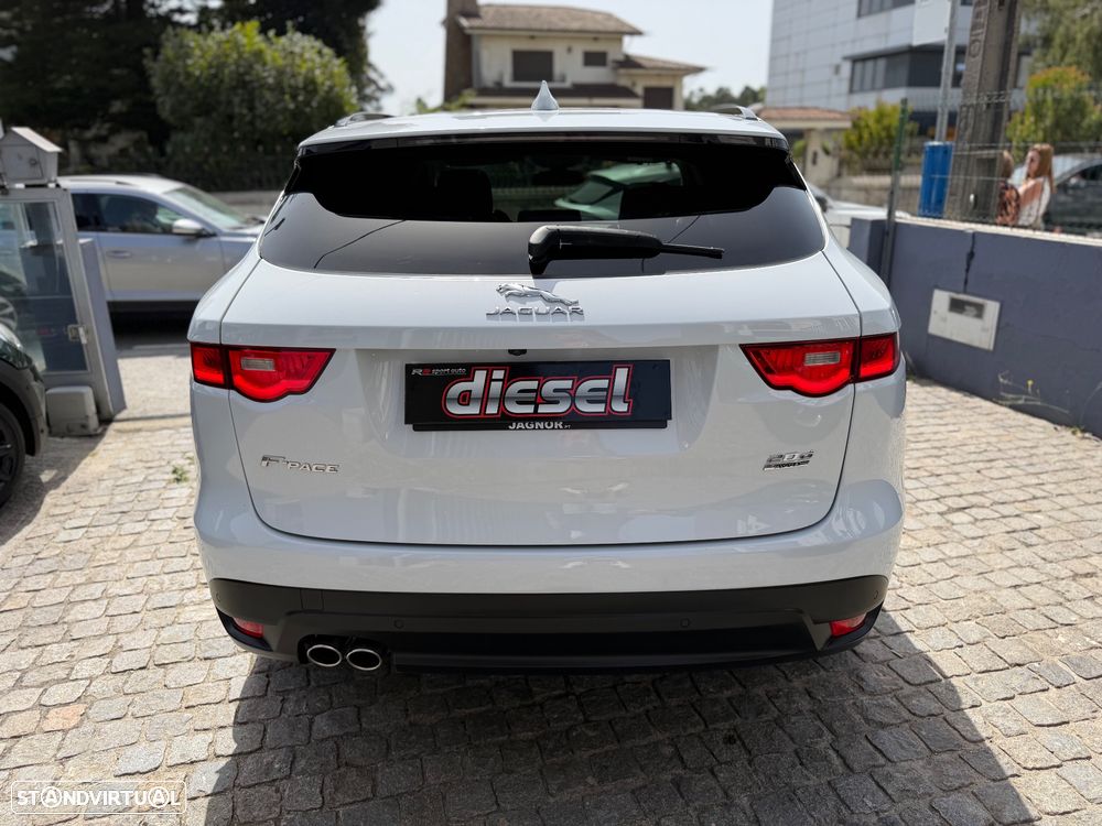 Jaguar F-Pace 20d Aut. R-Sport - 57