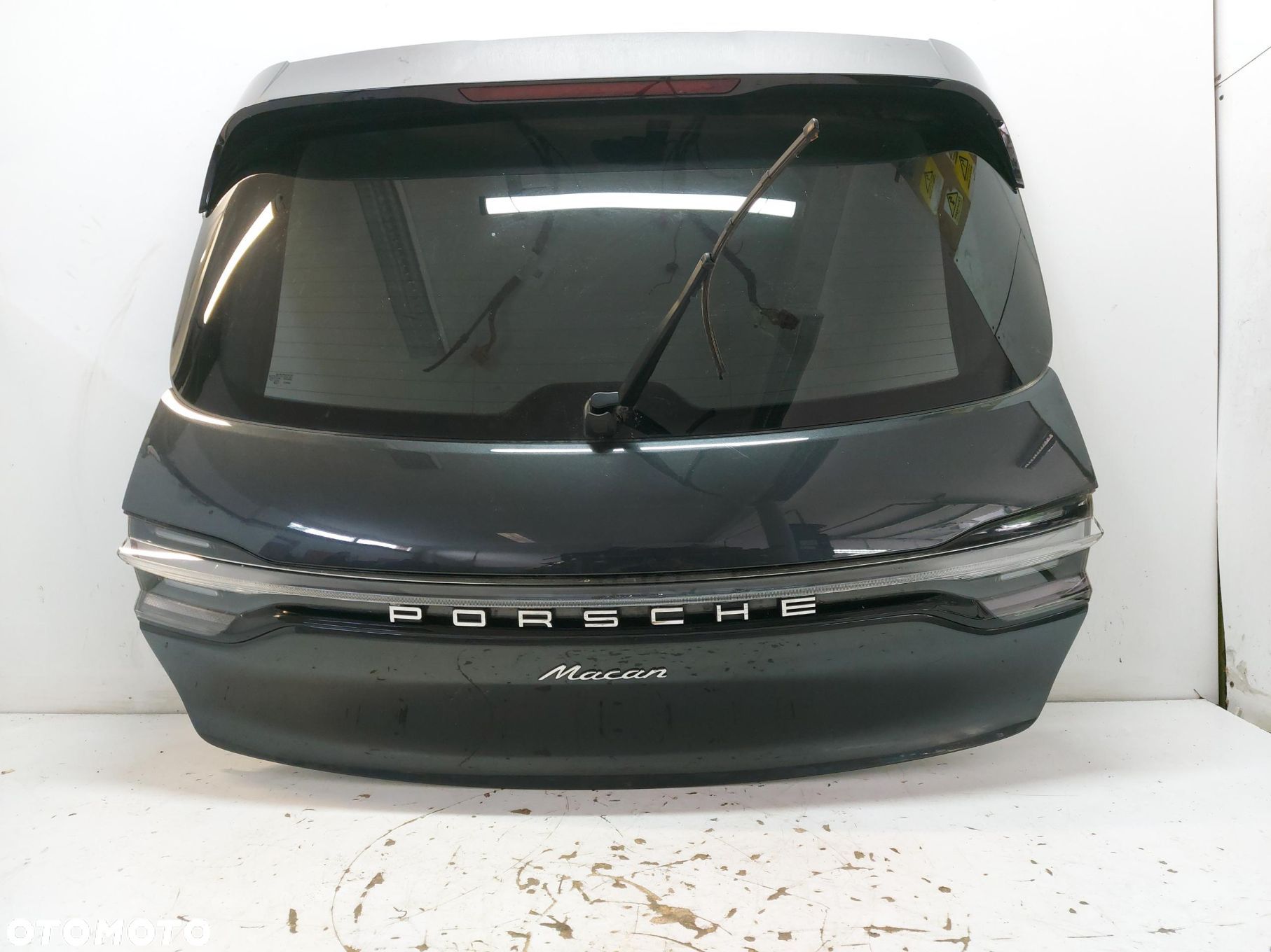 Porsche Macan II LIFT KLAPA BAGAŻNIKA TYŁ SZARY M7R LM7R - 1