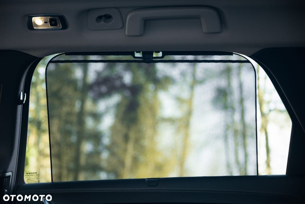 Volvo V90 Cross Country D5 AWD Pro - 35