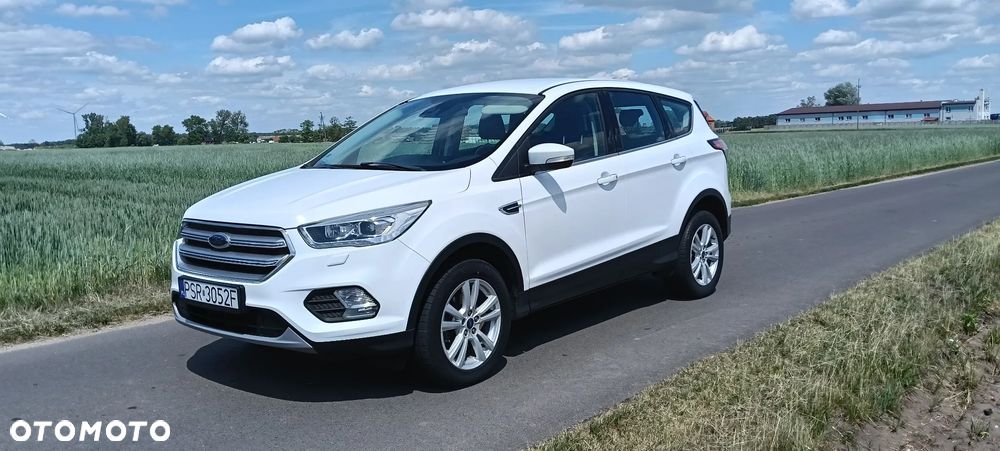 Ford Kuga - 1