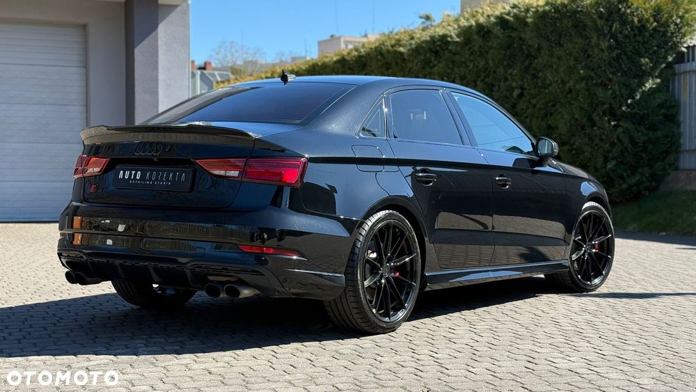Audi S3 Limousine S tronic - 11