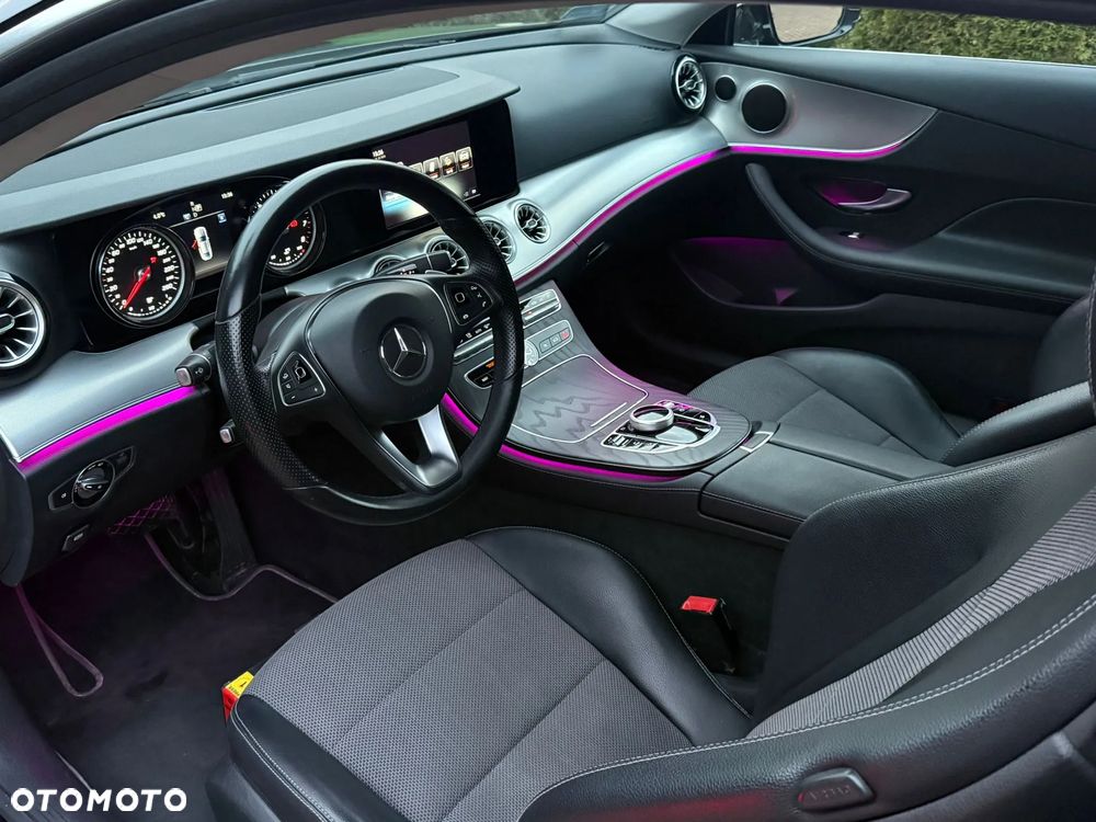Mercedes-Benz Klasa E 200 4-Matic 9G-TRONIC - 14