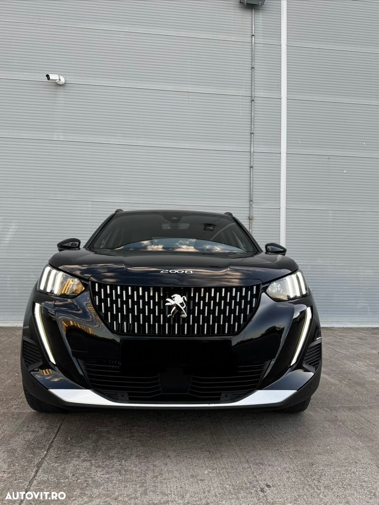 Peugeot 2008 PureTech 130 EAT8 GT - 37