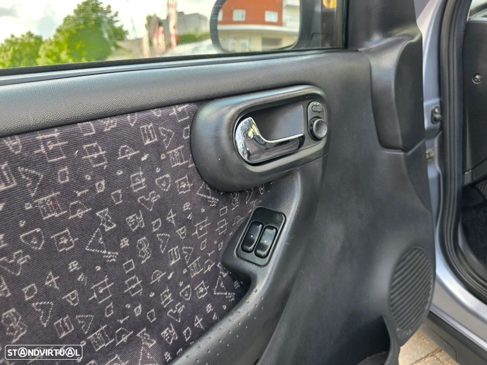 Opel Corsa 1.2 16V Elegance - 10