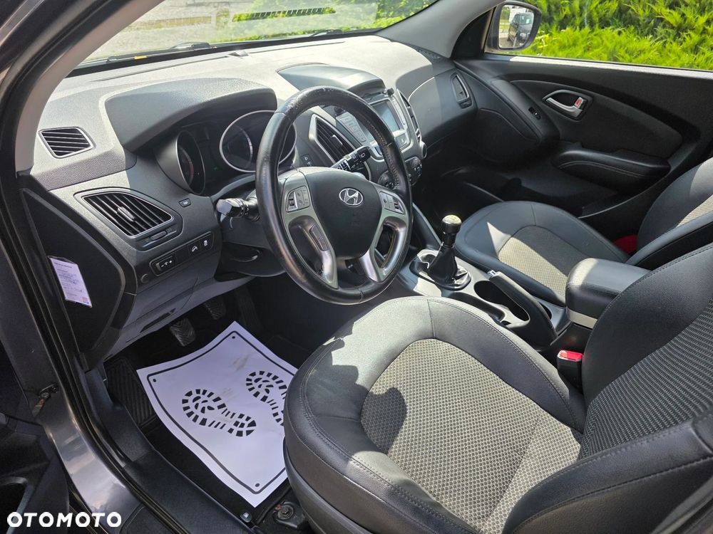 Hyundai ix35 - 11