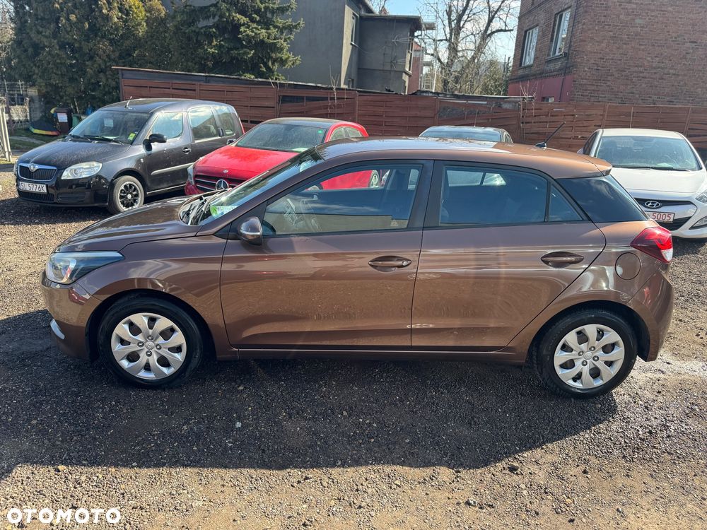 Hyundai i20 blue 1.2 YES Gold - 5