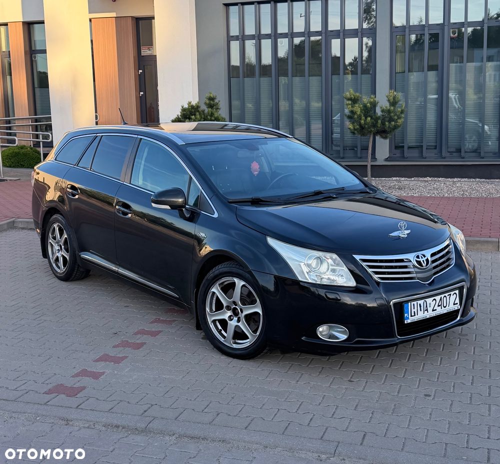 Toyota Avensis 2.2 D-4D Prestige NAVI - 20