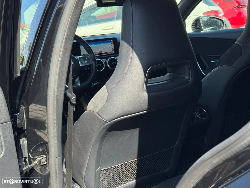 Mercedes-Benz 180 - 23