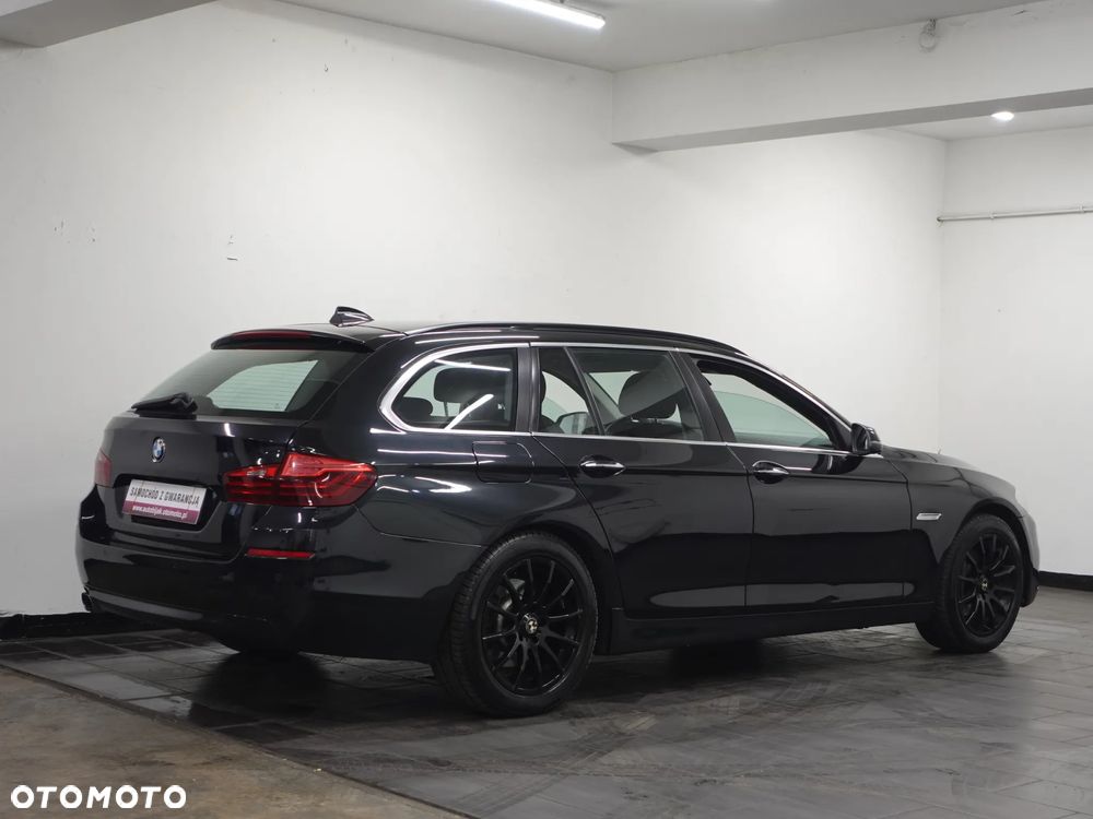 BMW Seria 5 525d xDrive Sport-Aut Modern Line - 8