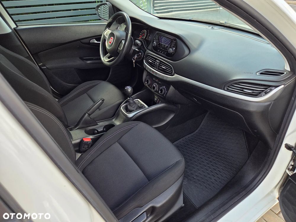 Fiat Tipo 1.4 16v Easy - 17