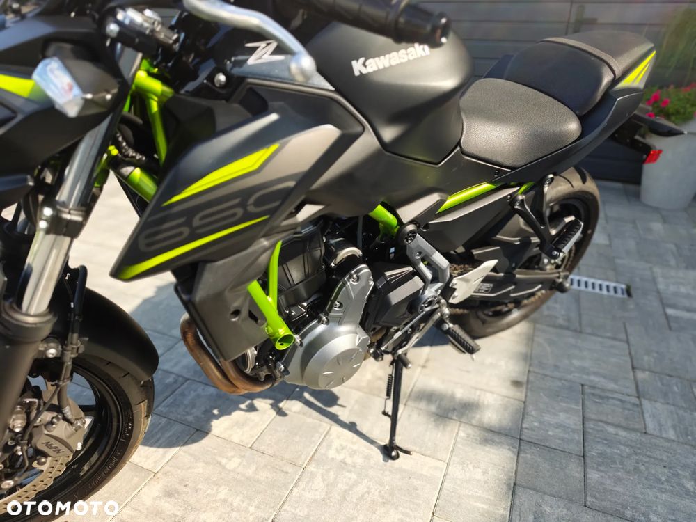Kawasaki Z 650 - 24