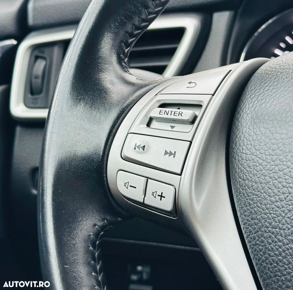 Nissan Qashqai 1.2 DIG-T Start/Stop X-TRONIC N-Connecta - 26