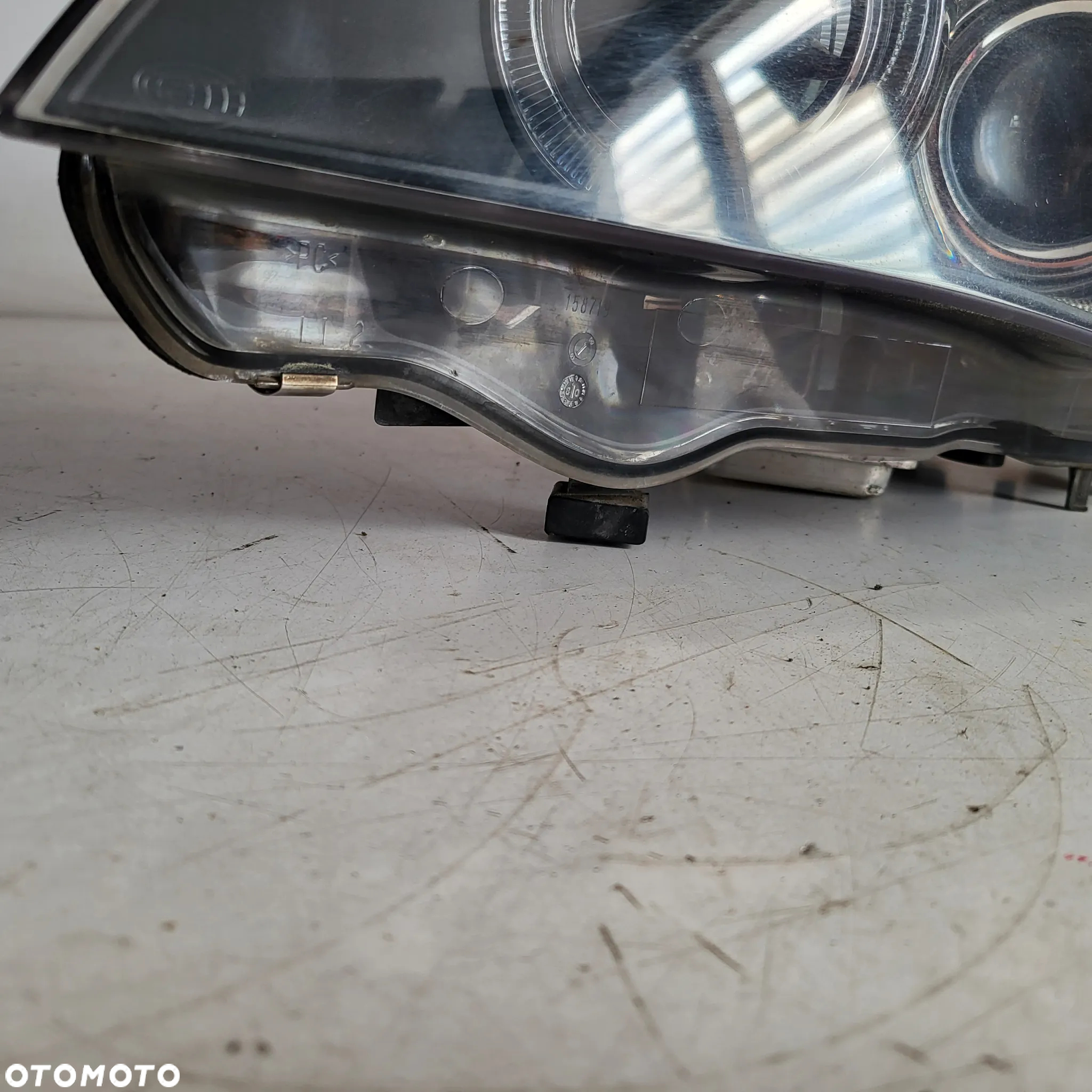 BMW 5 E60 E61 LAMPA LEWA PRZÓD XENON 7177739 - 14