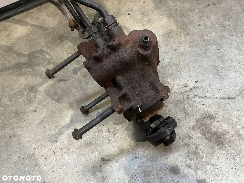 PRZEKŁADNIA KIEROWNICZA MERCEDES W126 1264610401 - 8