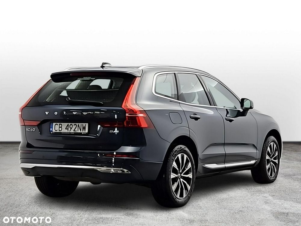 Volvo XC 60 B4 B Plus Bright - 6