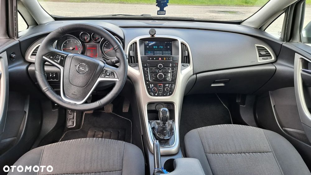 Opel Astra 1.4 T Cosmo - 16