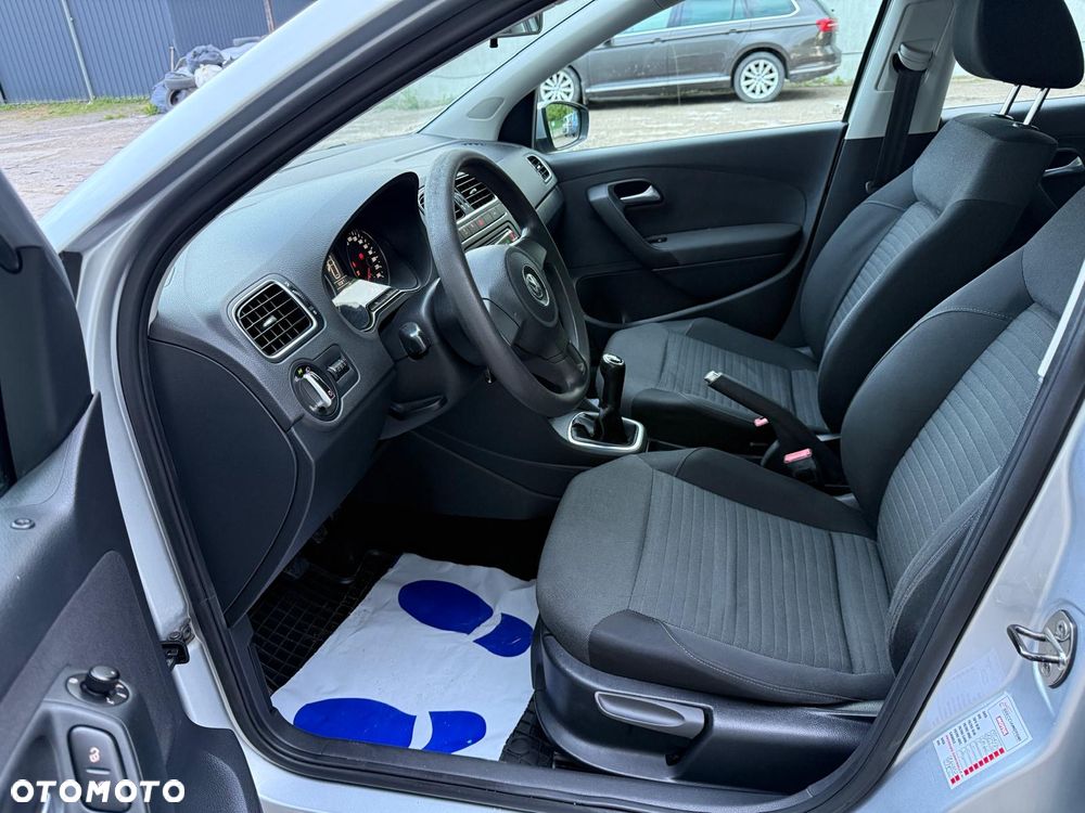 Volkswagen Polo - 25