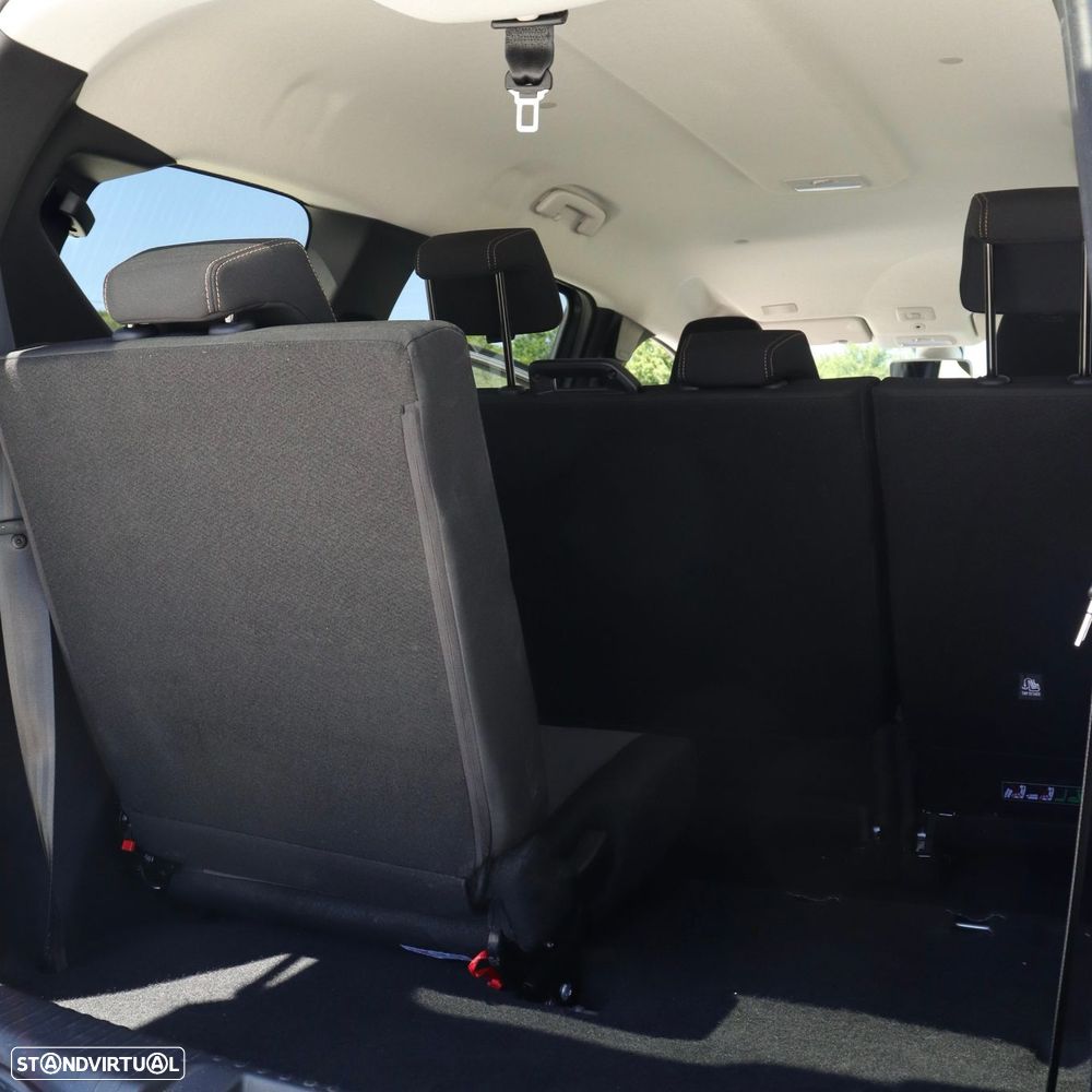 Dacia Jogger 1.6 SL Extreme 7L - 31