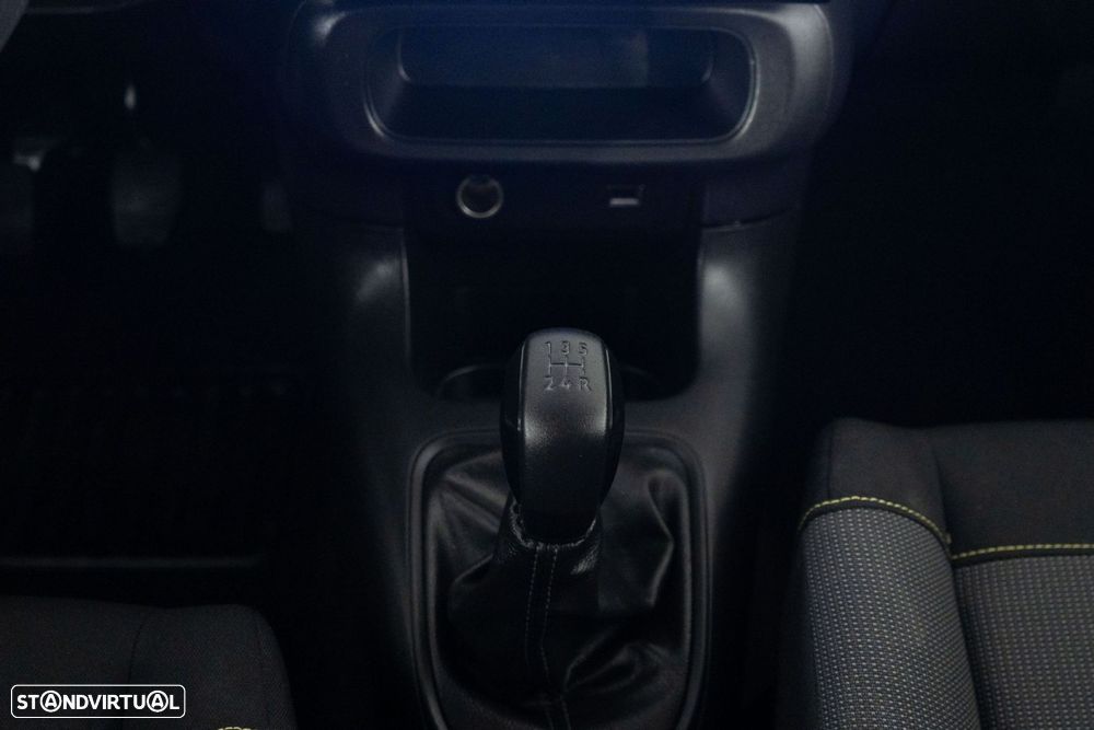 Citroën C3 1.2 PureTech Feel - 24