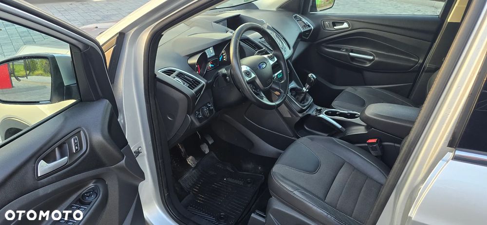 Ford Kuga 2.0 TDCi 4WD Titanium Plus - 9