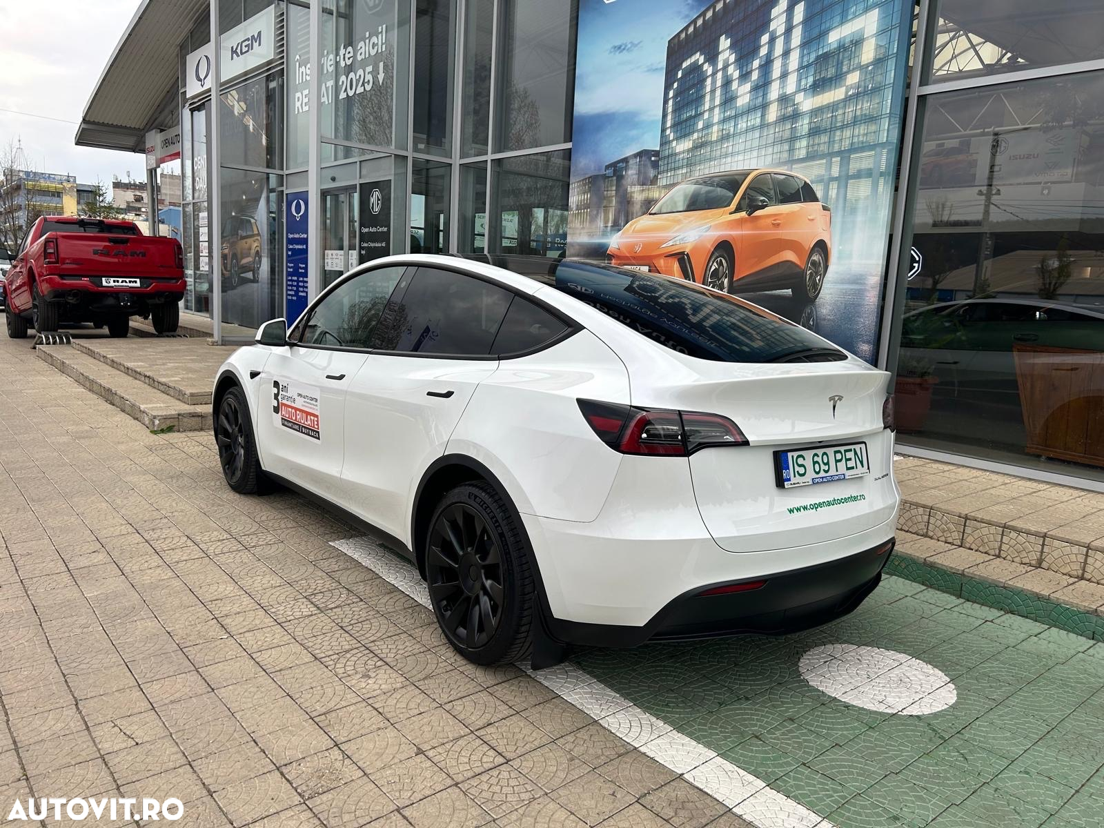 Tesla Model Y AWD Long Range - 5