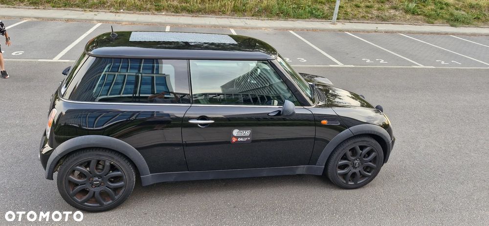 MINI ONE Standard - 10