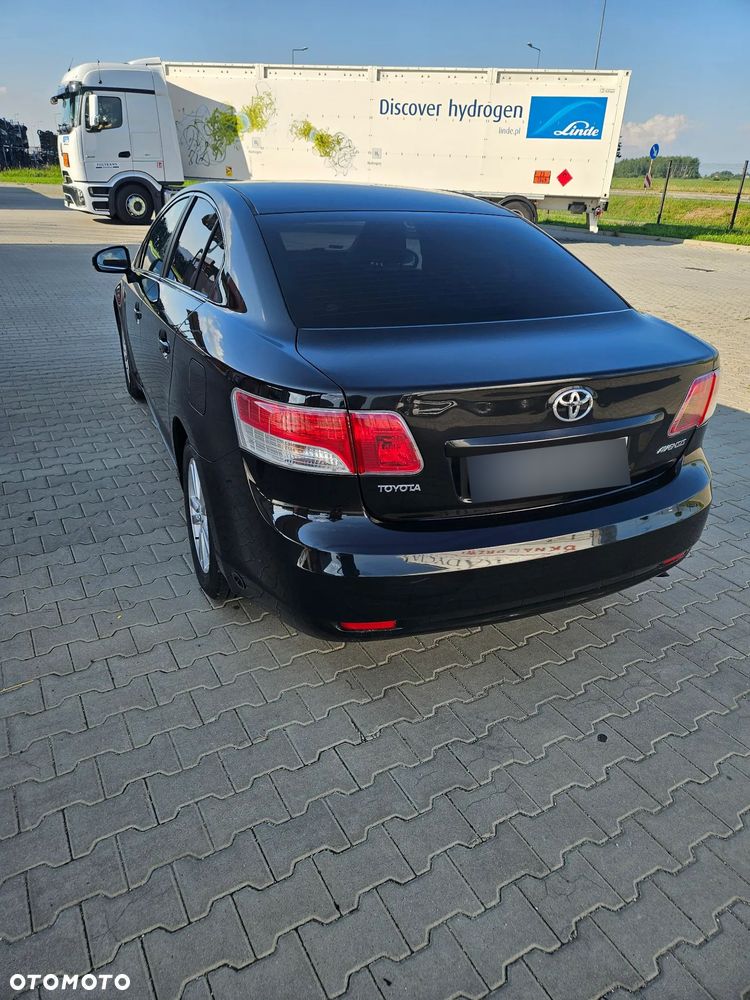 Toyota Avensis 1.8 Sol - 9