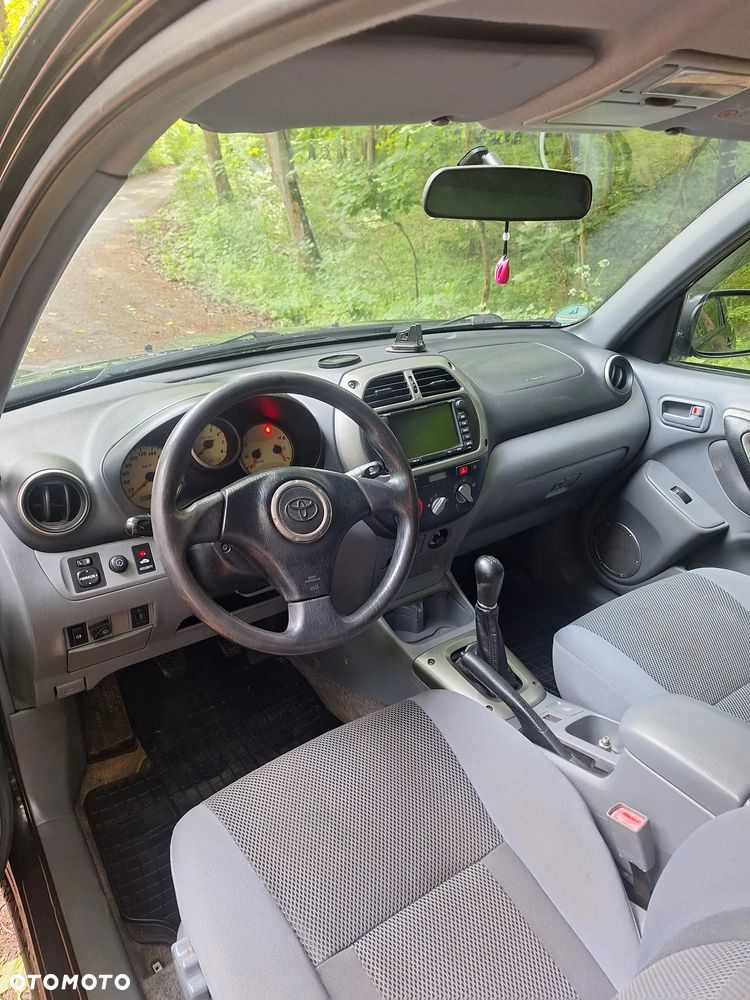 Toyota RAV4 1.8 VVT-i Luna 2WD - 10