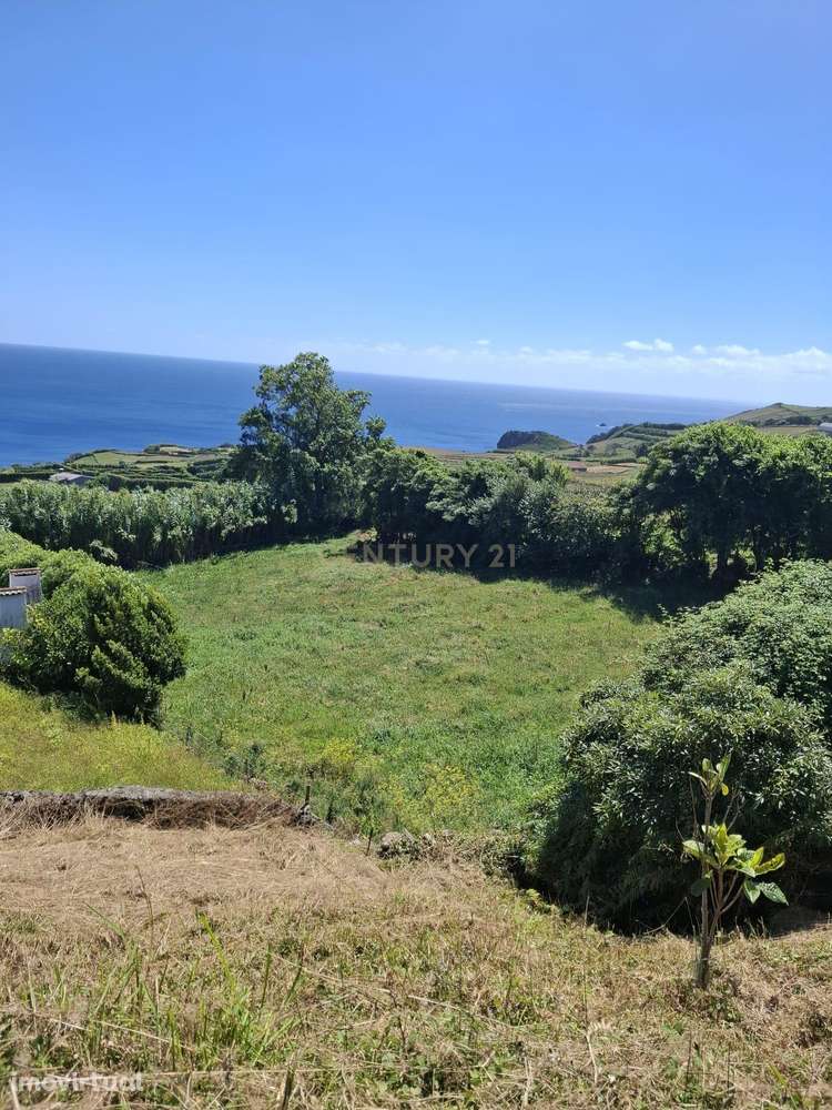 Terreno de 5081 metros quadrados, vista mar na Vila de São Sebastião, - Grande imagem: 3/5