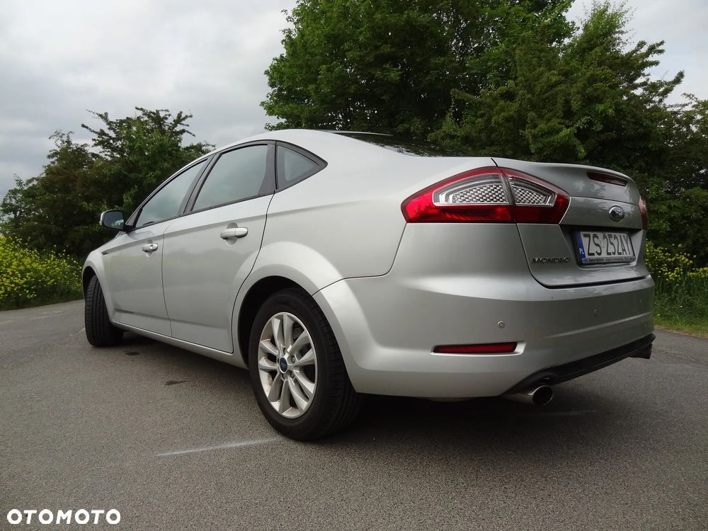 Ford Mondeo 2.0 T Trend - 8