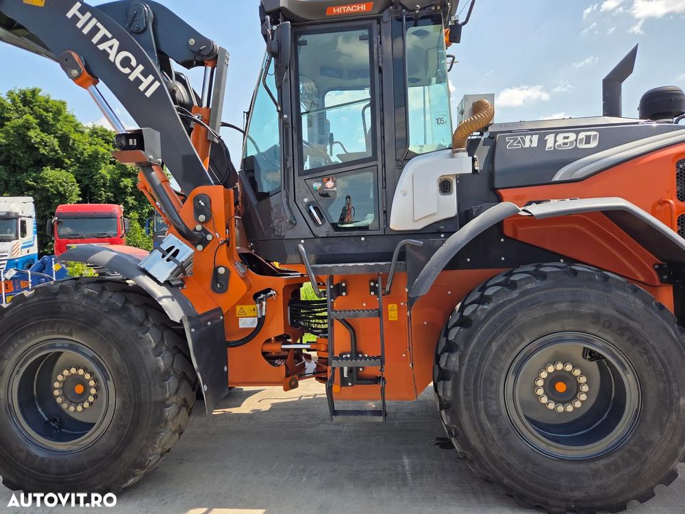 Hitachi ZW180-7, 2022, 3.650h, 13.294km rulati, CUPLA RAPIDA, cupa 3mc, Camera spate si laterale, cantar, gresare automata, Michelin 80% ok, consum mediu 8,9l/h, circ hidr suplm, masa operationala 18t,CA NOU-posibilitate leasing 4 ani-PROMOTIE 99.900 EUR+Tva - 16