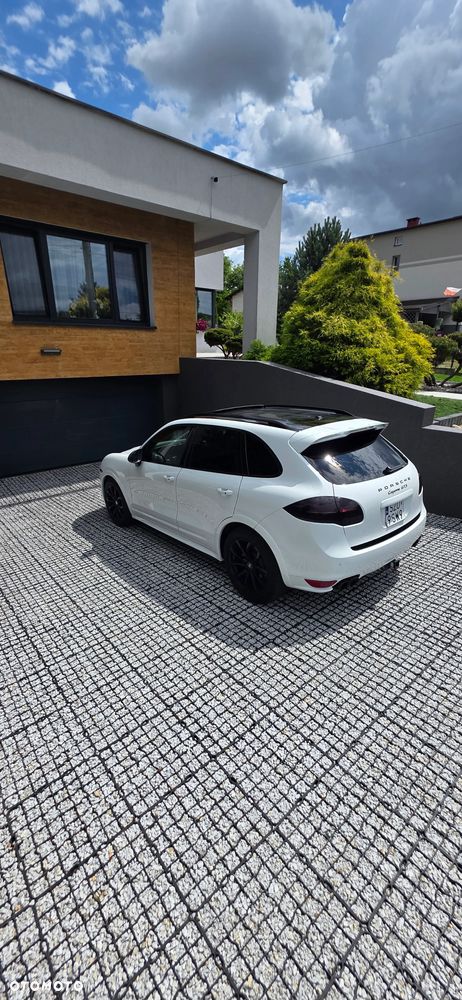 Porsche Cayenne GTS Tiptronic S - 9