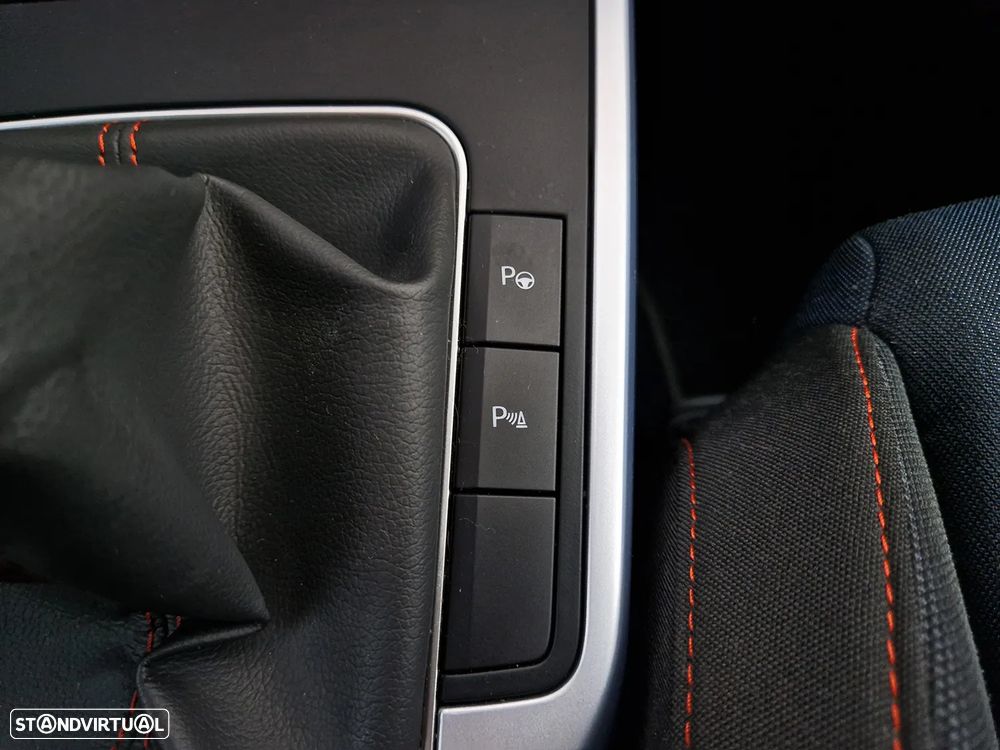 SEAT Arona 1.0 TSI FR - 34