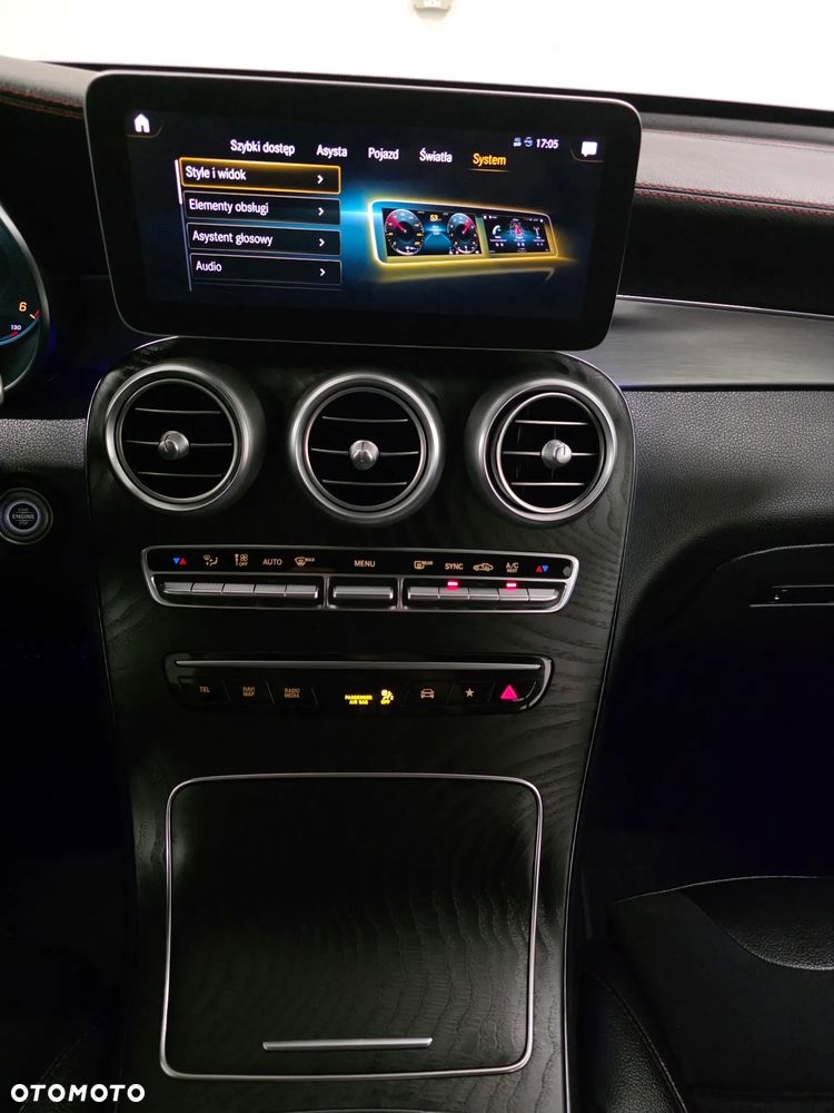 Mercedes-Benz GLC 220 d 4Matic 9G-TRONIC AMG Line Plus - 17