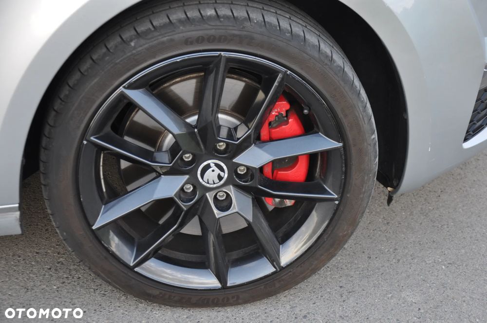 Skoda Octavia 2.0 TDI RS DSG EU6 - 40