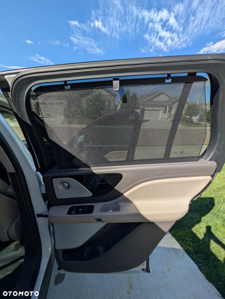 Lincoln Aviator - 21